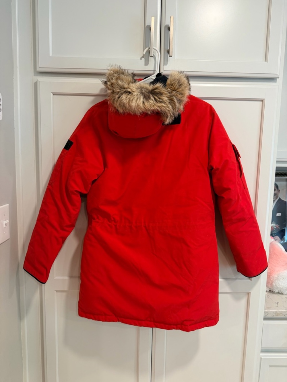 Canada Goose Women's Expedition Red Hooded Puffer Coat - Picture 2 of 10